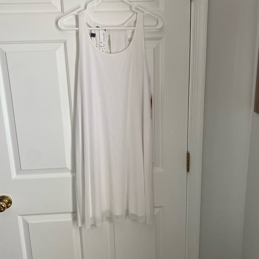 White Sleeveless Dress